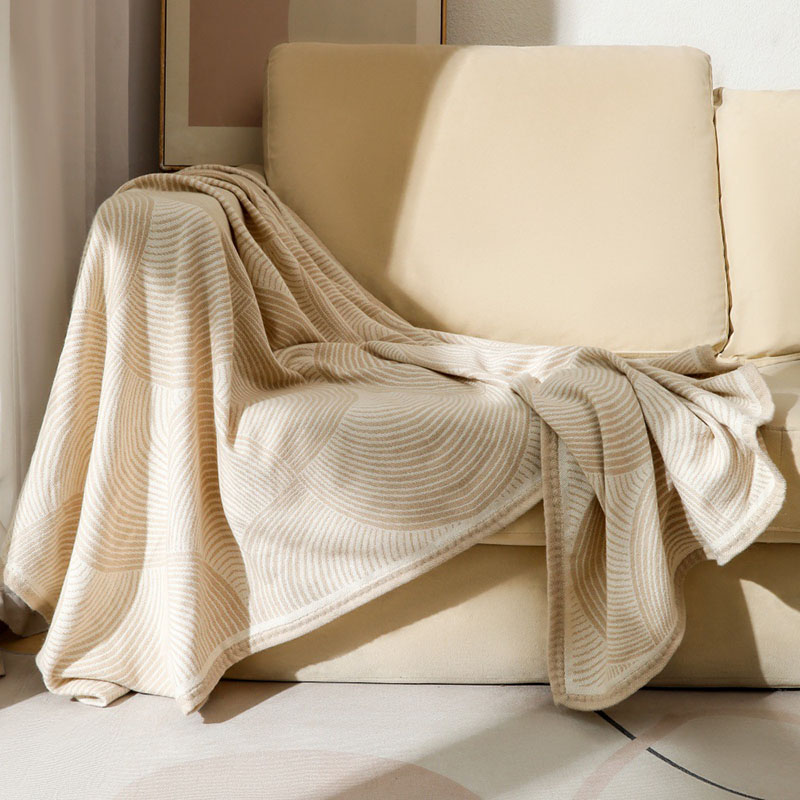 Couverture de luxe imprimée à  - Home Textiles Europe avis et prix