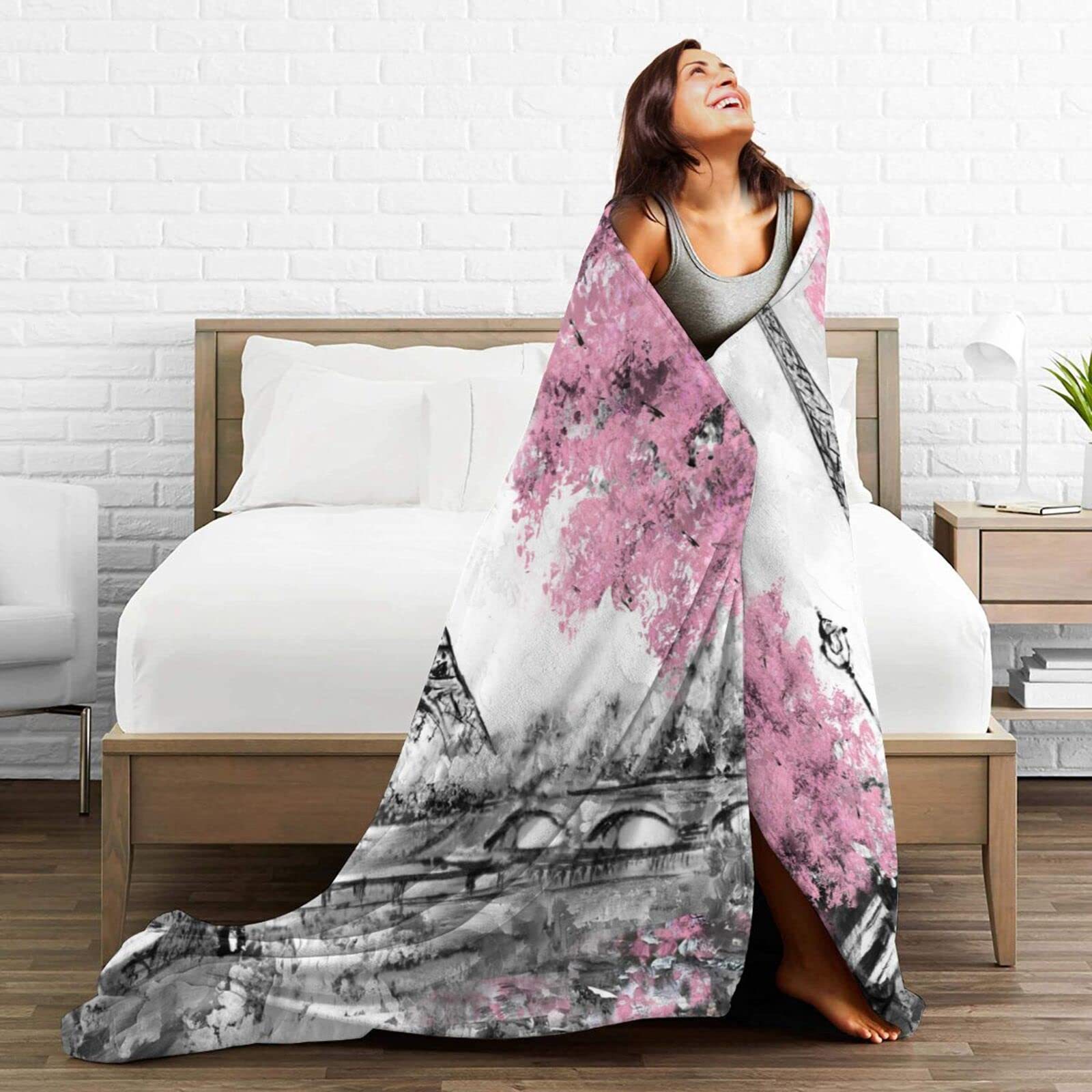 Couverture imprimée tour Eiffe - Home Textiles Paris avis et prix